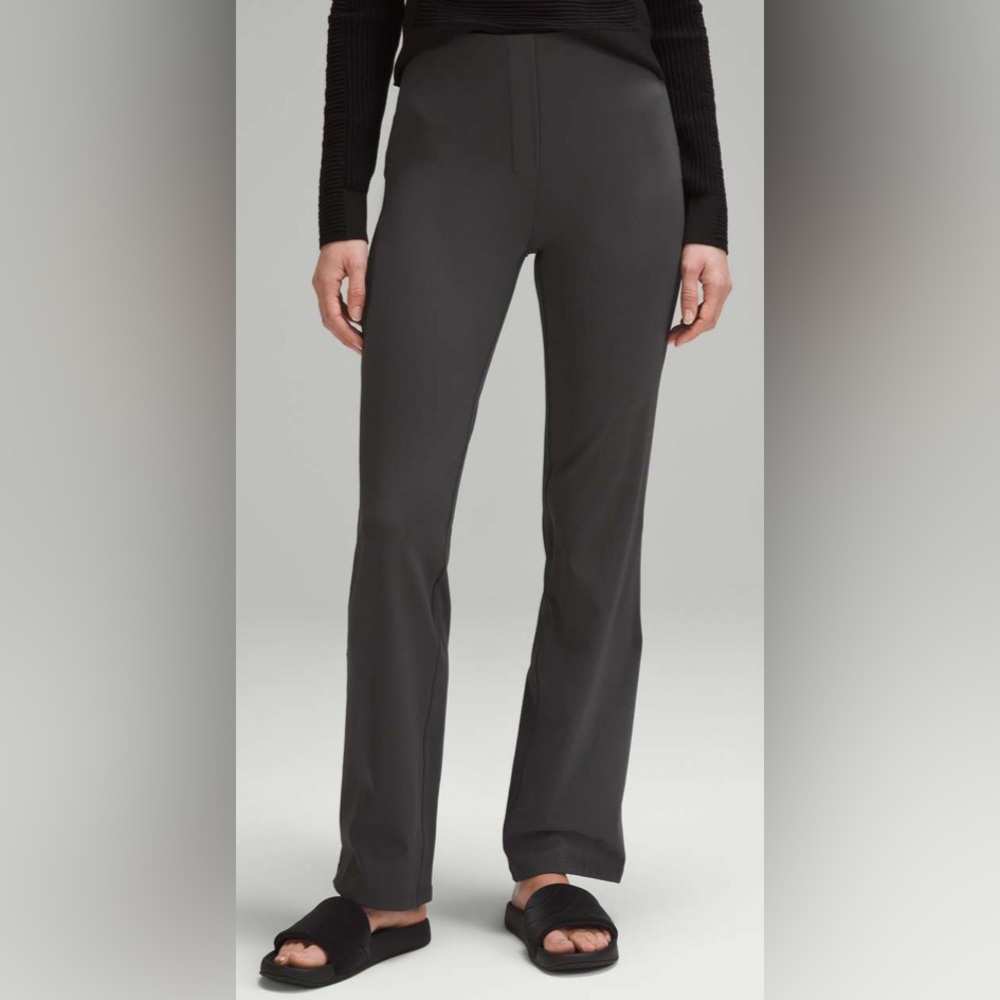 NWOT Lululemon Smooth Fit Pull-On High-Rise Pant *Regular